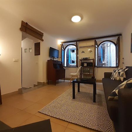 Apartment Zdenac Ровинь Экстерьер фото