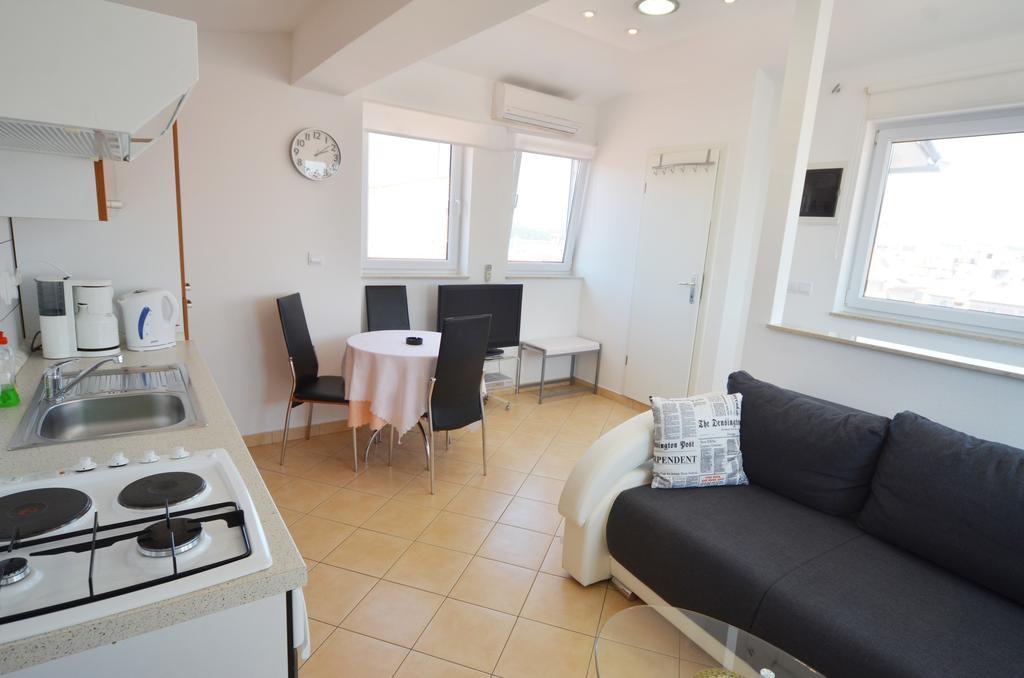 Apartment Zdenac Ровинь Экстерьер фото