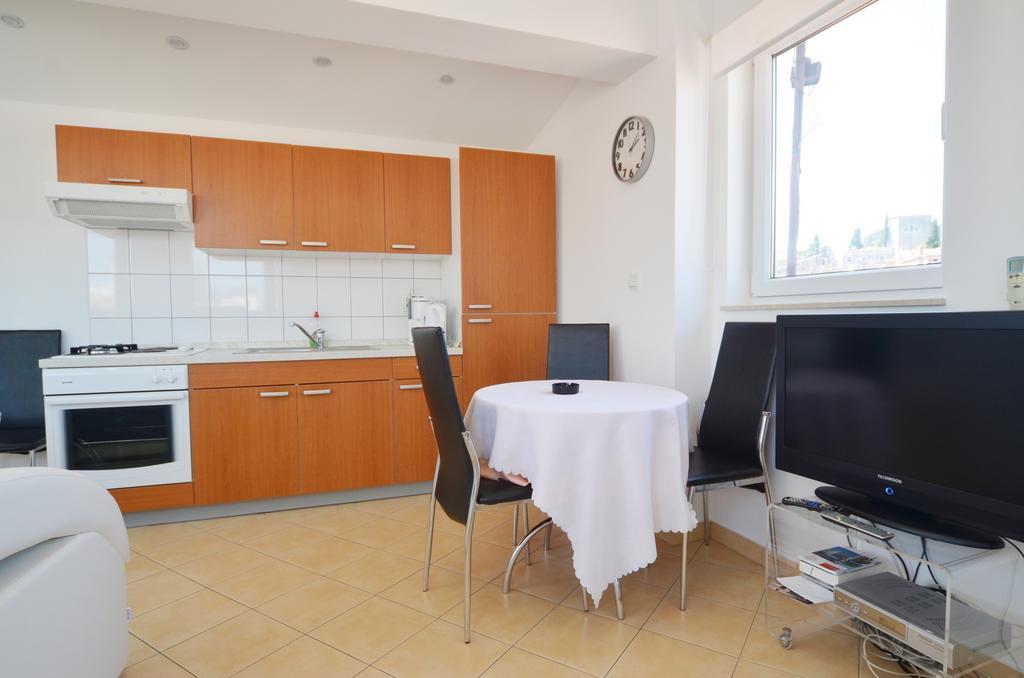 Apartment Zdenac Ровинь Экстерьер фото